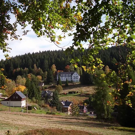 Greizer Kammhuette Gaststaette & Penzion Klingenthal
