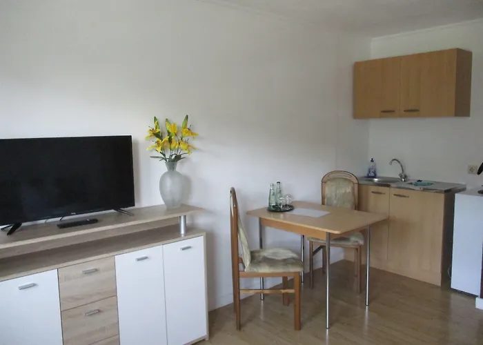 Greizer Kammhuette Gaststaette & 3* كلينغنتال